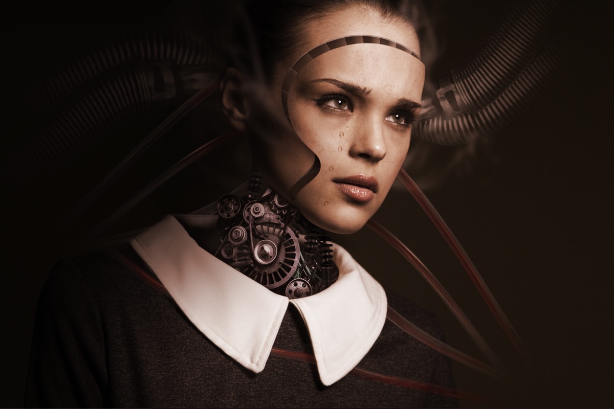 The Robot That Smiles: When Artificial Intelligence Learns to Look You in the Eyes