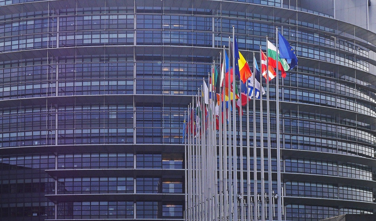 Intelligenza artificiale generativa: il nuovo quadro normativo europeo