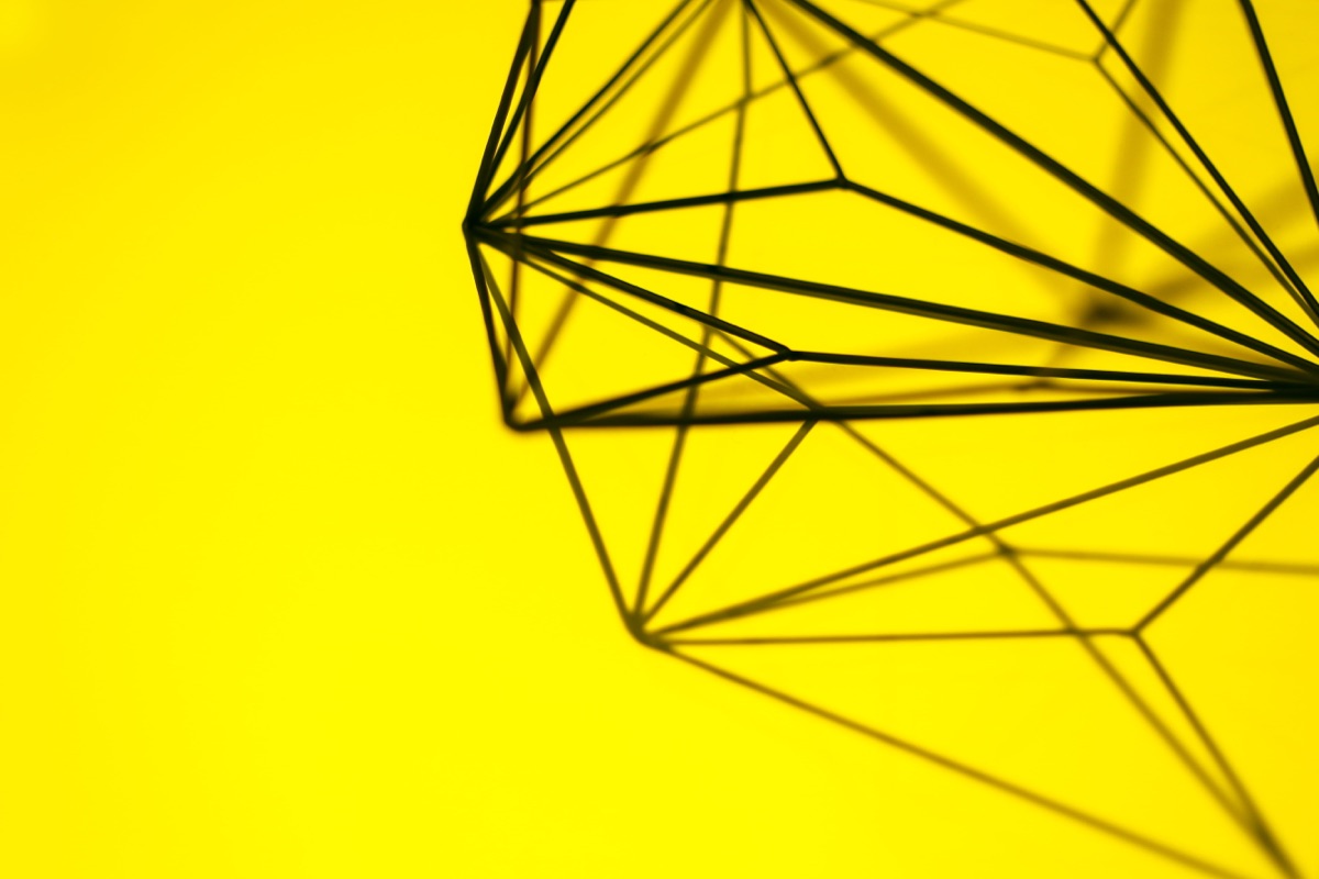 Come l’AI comprime lo stupore e riscrive il valore della creatività