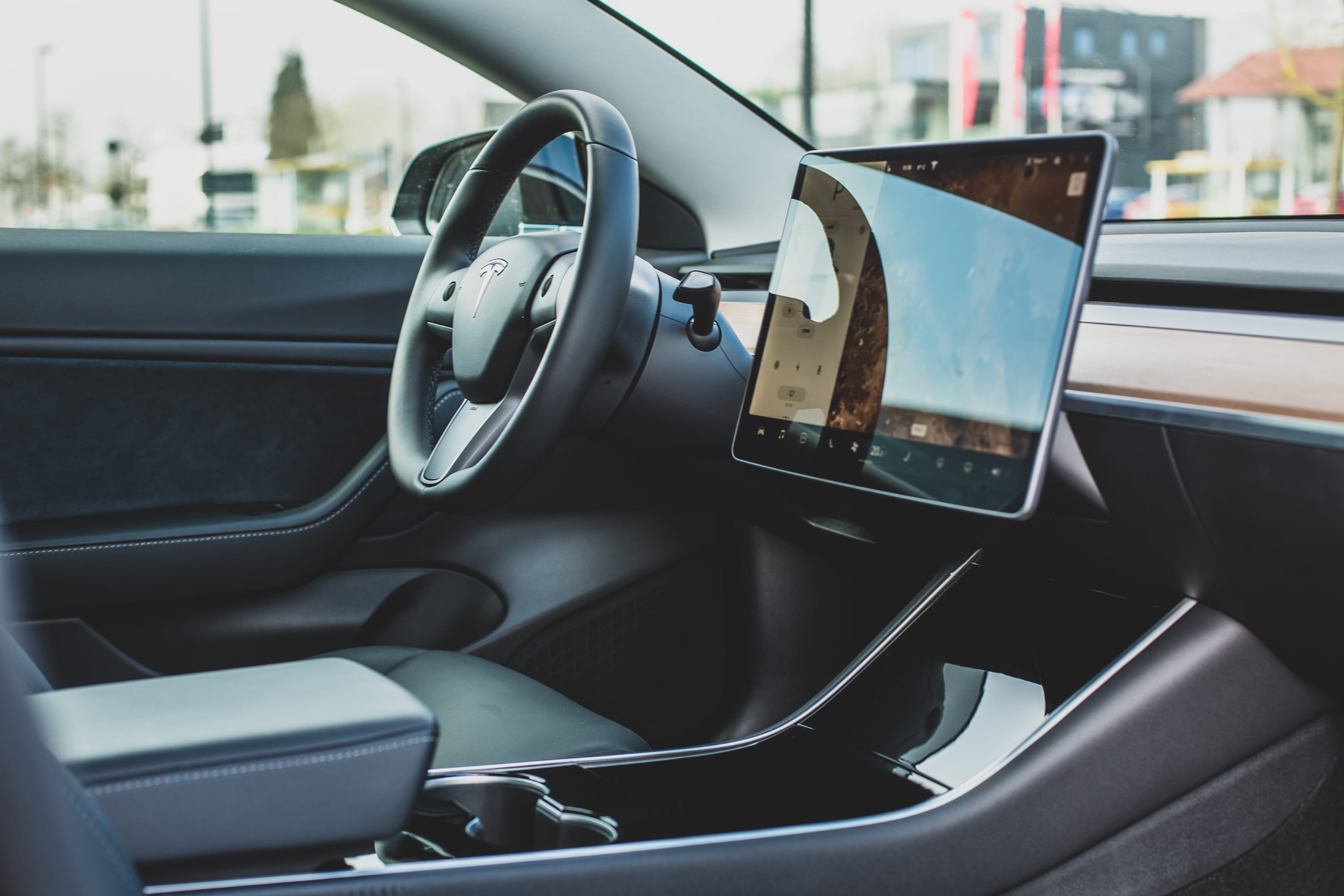 Tesla Cybercab, la corsa senza autista che potrebbe cambiare tutto: ecco quanto si guadagna davvero